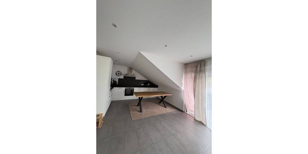 Zimmer Nittel - 2 Zimmer, 80 m&sup2;, 1.350&euro; | Angebot:26319666