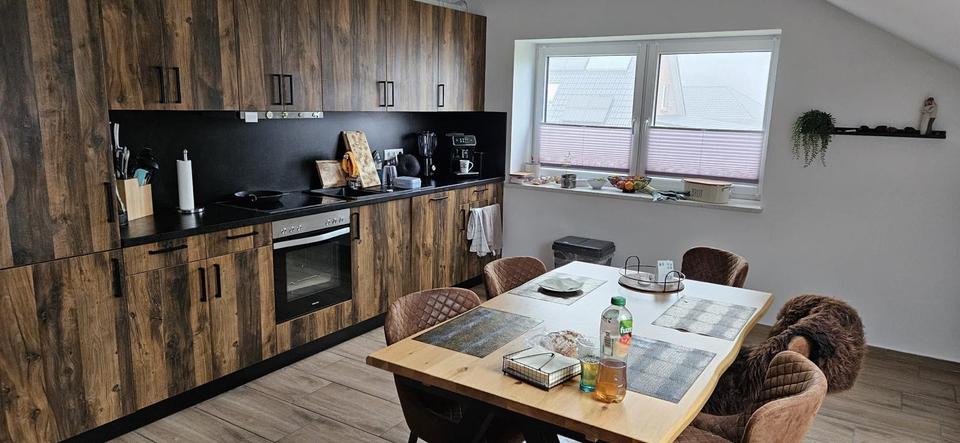 Etagenwohnung Nordhastedt - 6 Zimmer, 130 m&sup2;, 1.000&euro; | Angebot:26393810