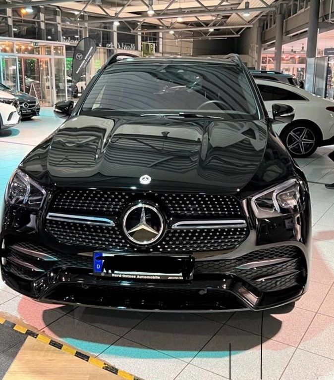 Mercedes-Benz GLE 300 52.000 km 60.700 € Berlin 13409