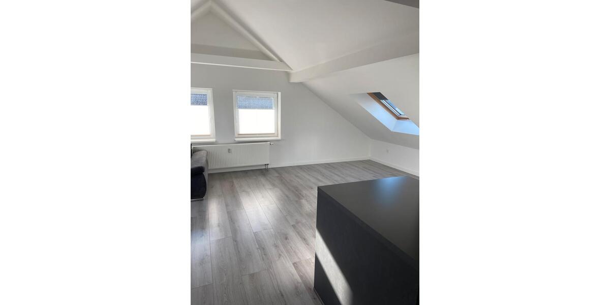 Dachgeschoßwohnung Herborn - 4 Zimmer, 100 m&sup2;, 245.000&euro; | Angebot:26845219