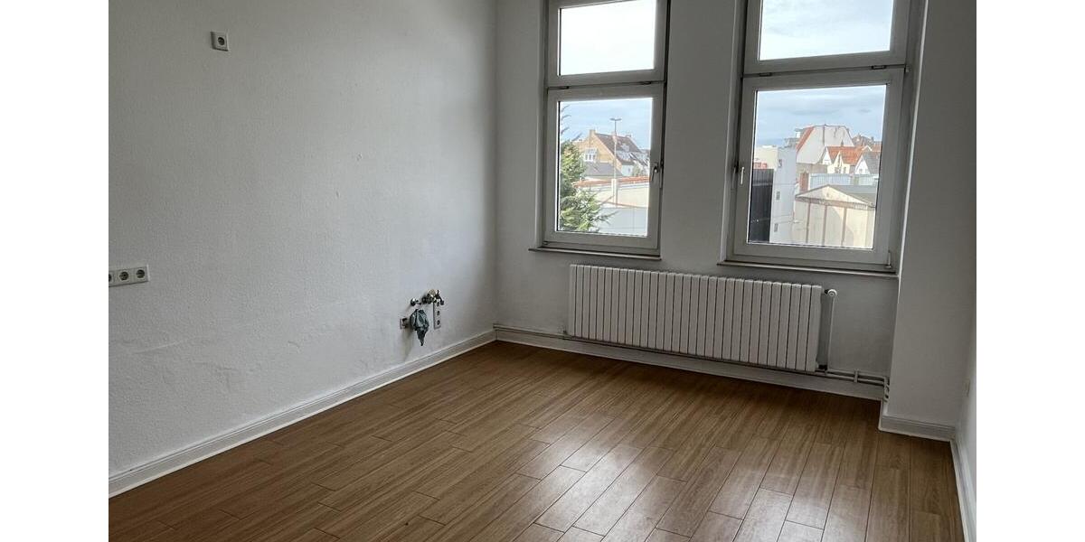 Etagenwohnung Bad Salzuflen - 5 Zimmer, 166 m&sup2;, 960&euro; | Angebot:24803540