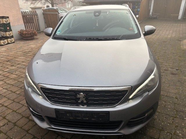 Peugeot 308 219.000 km 6.900 &euro; Großetzenberg 93164