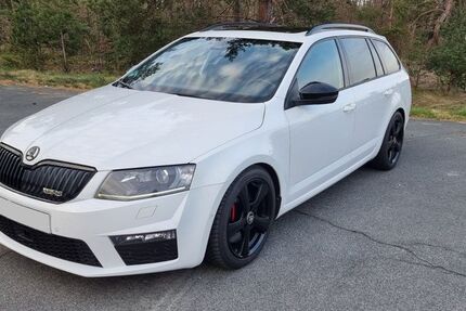 Skoda Octavia 173.000 km 12.500 &euro; Grafenwöhr 92655