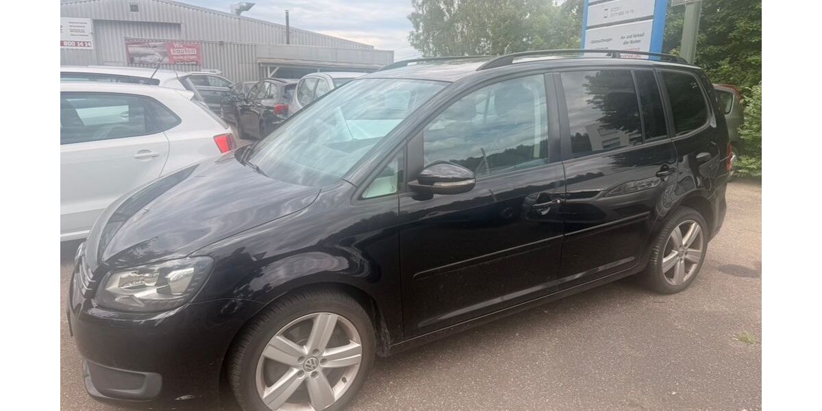 VW Touran 170.000 km 5.689 &euro; Birkenfeld 75217