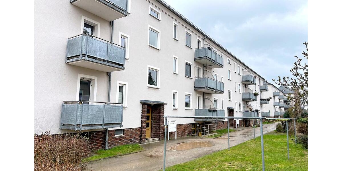 Etagenwohnung Glauchau - 3 Zimmer, 61 m&sup2;, 390&euro; | Angebot:26004895