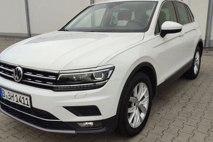 VW Tiguan 182.000 km 19.900 € Berlin 13351
