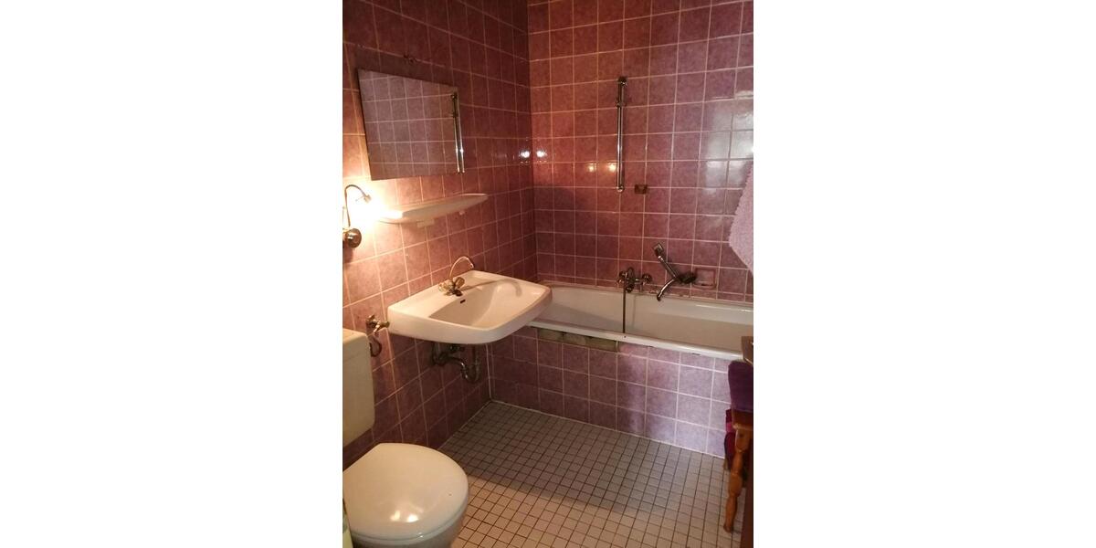 Etagenwohnung Sankt Ingbert - 3 Zimmer, 89 m&sup2;, 160.000&euro; | Angebot:26997211
