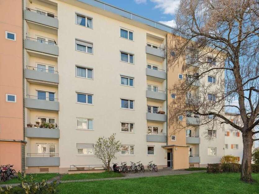 Wohnung zum Kaufen in Freiburg 365.000 € 81 m²