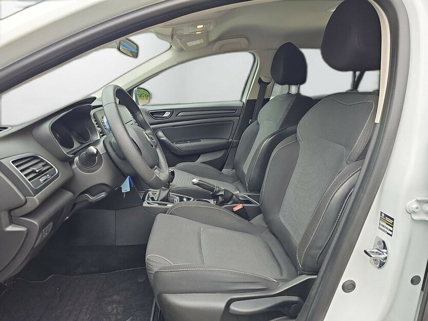 Renault Megane Life+ Insp.+ TÜV+ Bremsen HI + NEU + 80.000 km 11.445 € Schwalbach/Taunus 65824