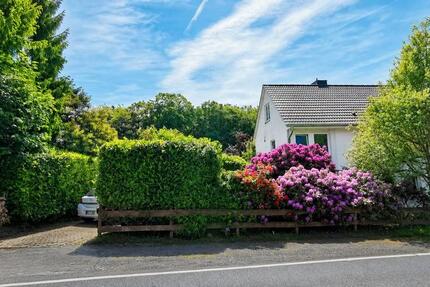 Haus Wermelskirchen - 6 Zimmer, 155 m&sup2;, 499.000&euro; | Angebot:26698952