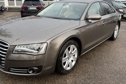 Audi A8 157.000 km 21.900 &euro; München 81243