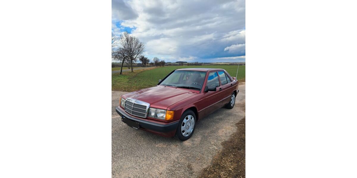 Mercedes-Benz 190 214.800 km 4.950 &euro; Diera-Zehren OT.Kleinzadel 01665