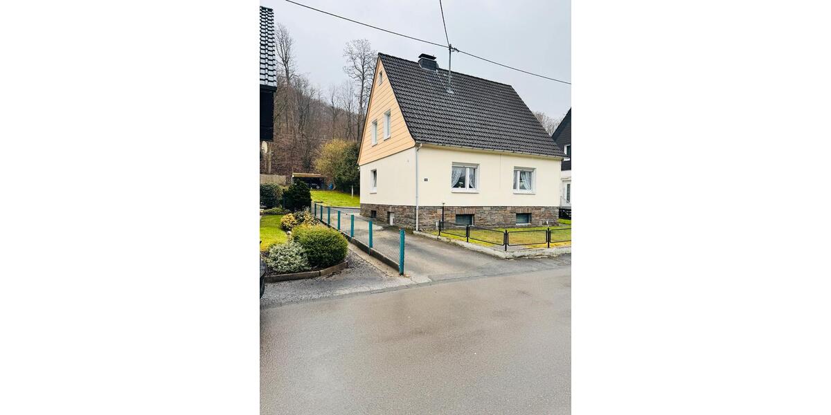 Einfamilienhaus Bergneustadt - 5 Zimmer, 112 m&sup2;, 299.000&euro; | Angebot:25161750