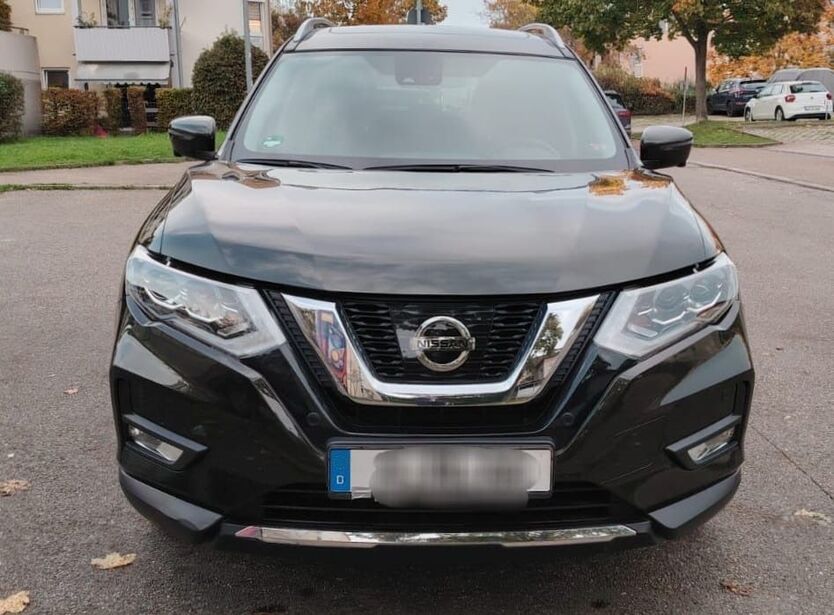 Nissan X-Trail 39.900 km 16.950 € Stuttgart - Stammheim 70439