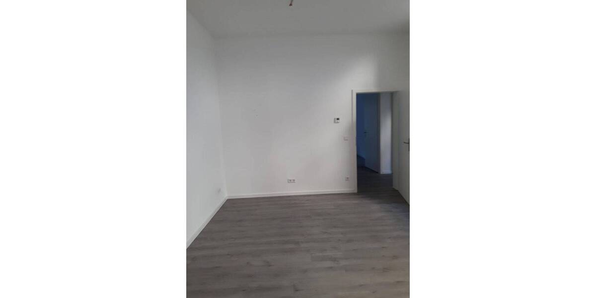 Etagenwohnung Krefeld Cracau - 3 Zimmer, 93 m&sup2;, 900&euro; | Angebot:26851580