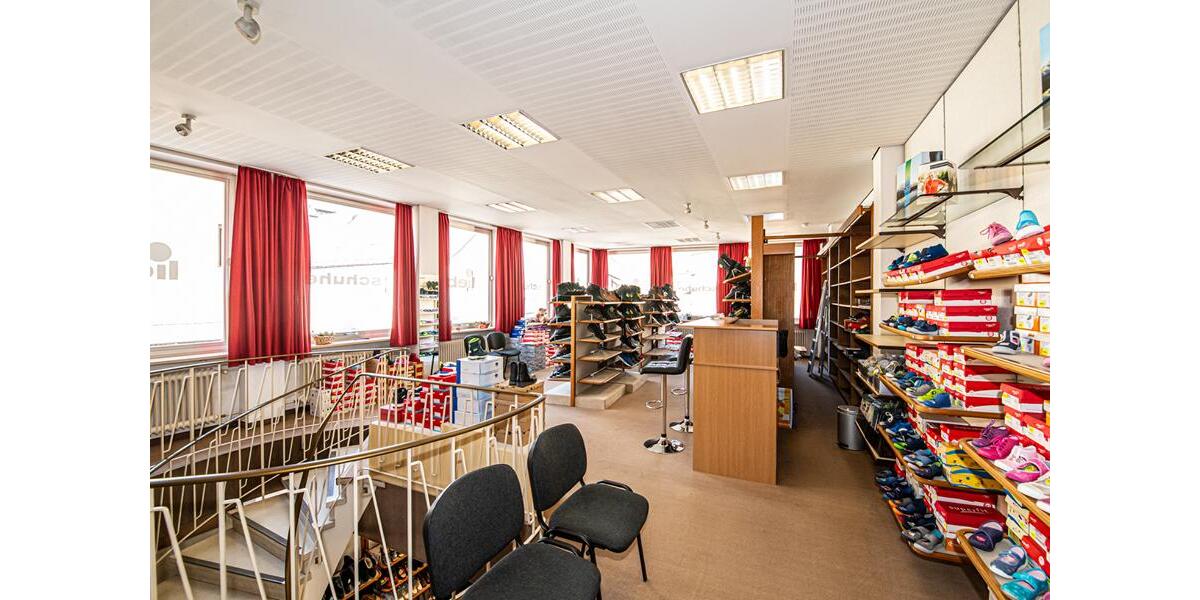 Geschäftshaus Mitten im Herzen von Bad Kötzting - Gewerbeobjekt Bad Kötzting | Angebot:24773588