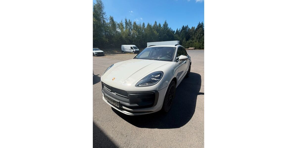 Porsche Macan 94.657 km 71.400 &euro; Suhl 98527