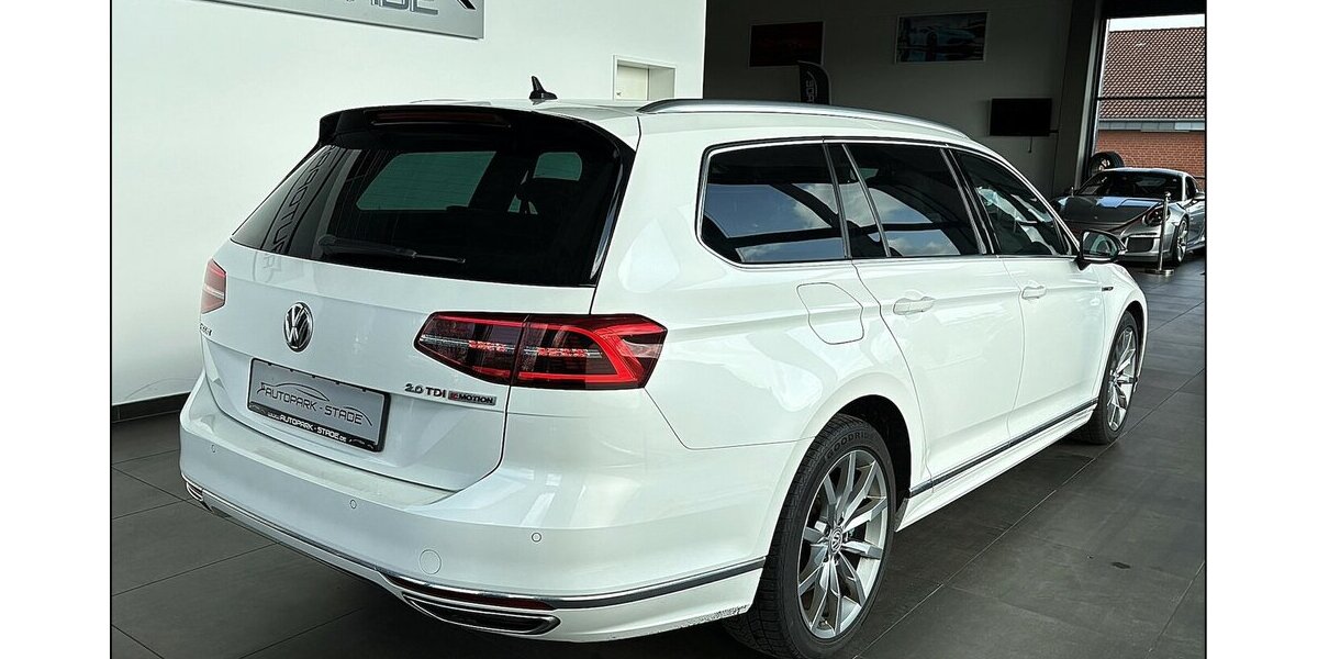 VW Passat Var. 2.0 TDI 4Motion R line AID ACC 130.600 km 17.999 &euro; Stade 21682
