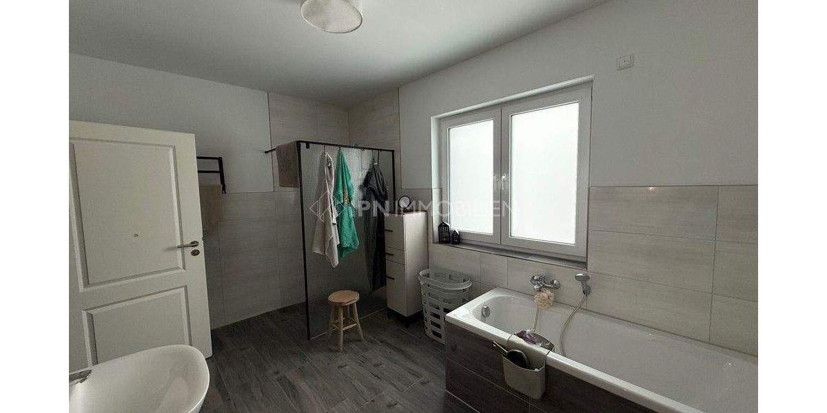 Doppelhaushälfte Cammin Prangendorf - 4 Zimmer, 140 m&sup2;, 1.400&euro; | Angebot:25214693