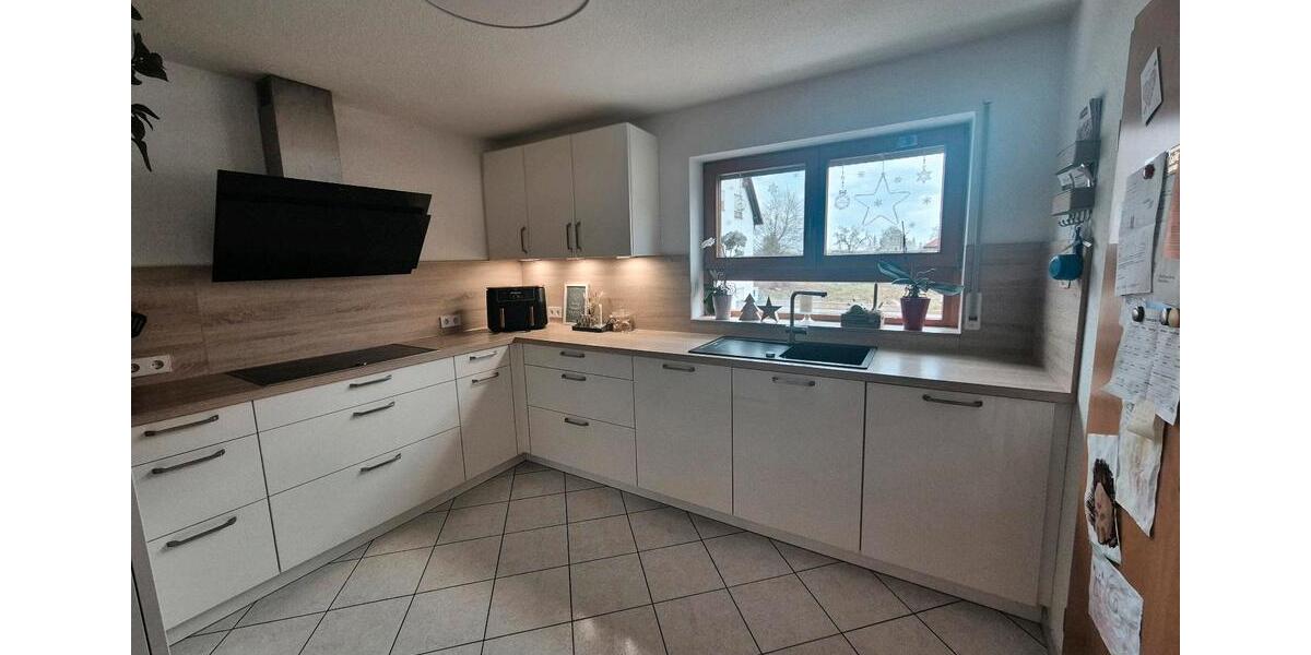 Etagenwohnung Rottenburg am Neckar - 4.5 Zimmer, 116 m&sup2;, 409.000&euro; | Angebot:26975459