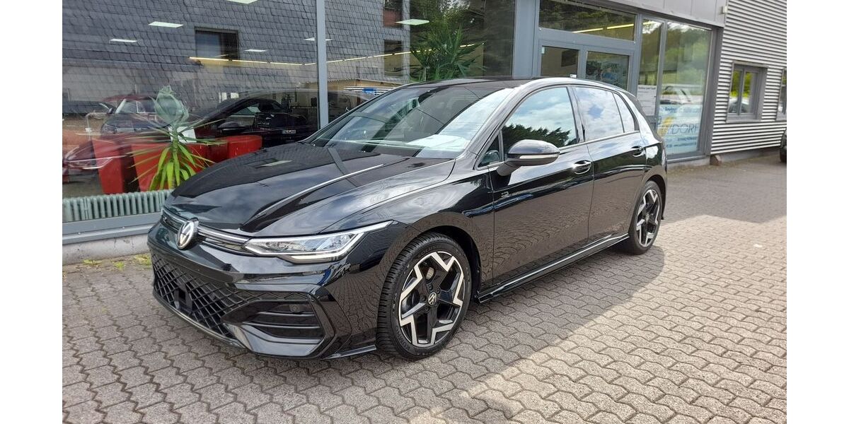 VW Golf 15.828 km 25.990 &euro; Schmelz 66839