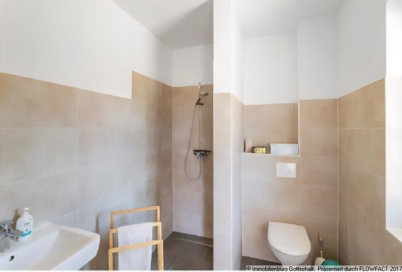 Ländliche Ruhe trifft moderneTechnik- Energiesparender Neubau-Bungalow - Einfamilienhaus Falkenberg | Angebot:26785333