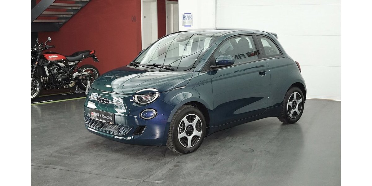 Fiat 500e Action Carplay Android Automatik 23.600 km 12.600 &euro; Lich 35423