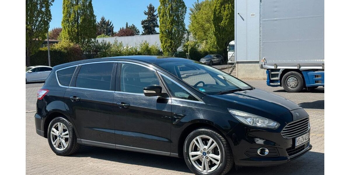 Ford S-Max 183.369 km 9.990 &euro; Alsdorf 52477
