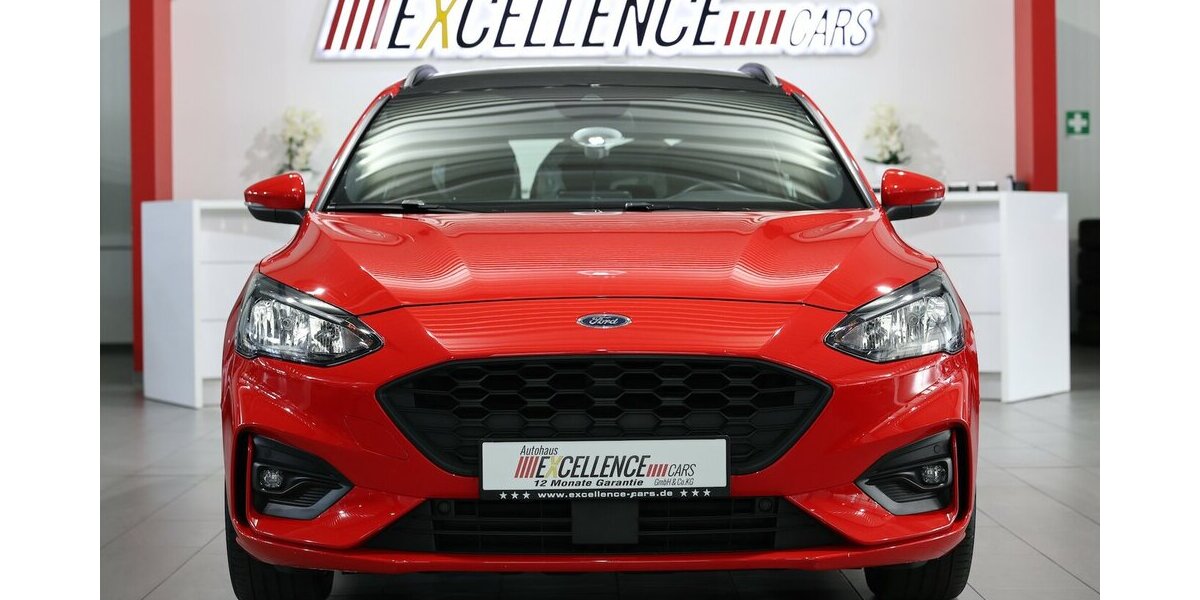 Ford Focus Tunier 1.5 EB ST-LINE / 1.HAND / PANORAMA 60.000 km 17.991 &euro; Hamm 59077