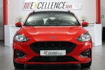Ford Focus Tunier 1.5 EB ST-LINE / 1.HAND / PANORAMA 60.000 km 17.991 &euro; Hamm 59077