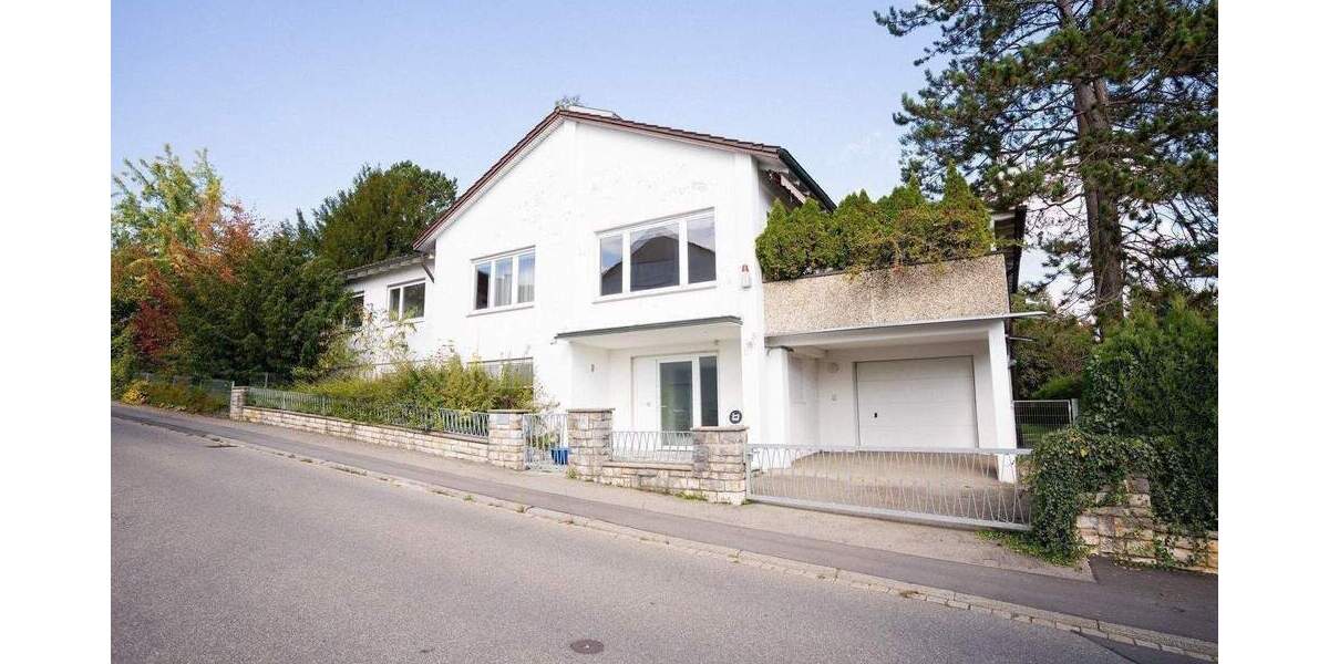 Einfamilienhaus Tuttlingen - 7 Zimmer, 334 m&sup2;, 799.000&euro; | Angebot:25458879