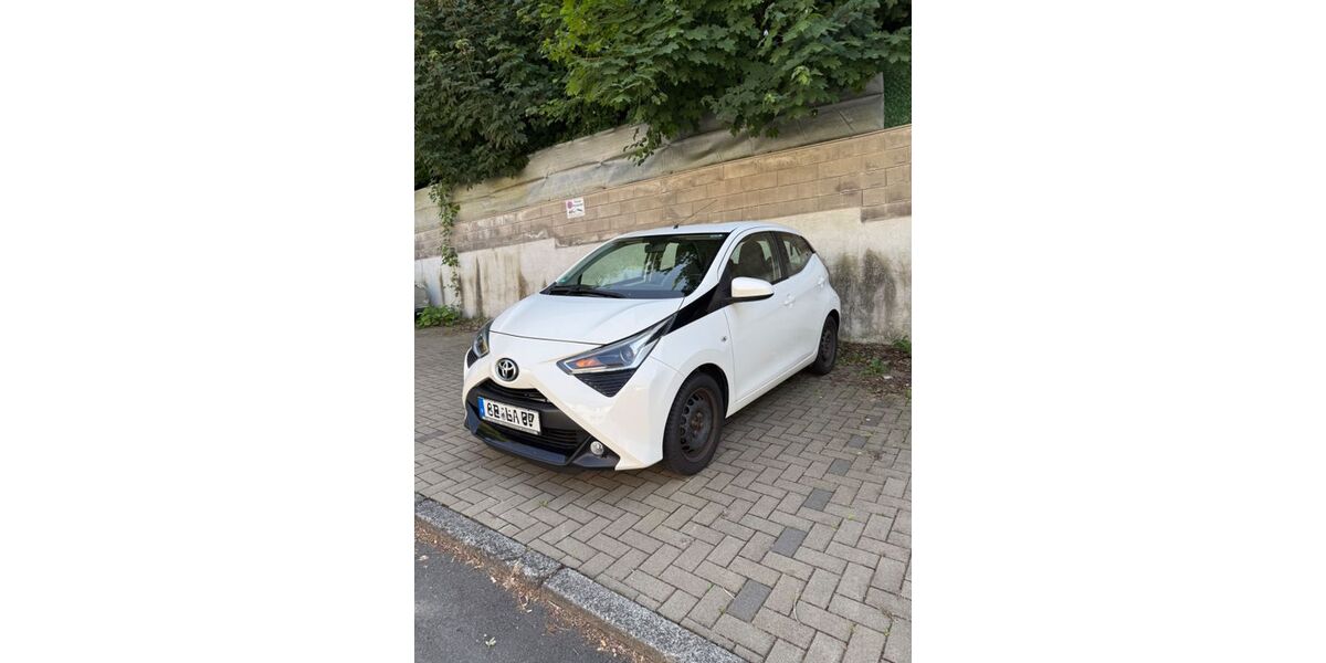 Toyota Aygo (X) 76.501 km 9.000 &euro; Betzdorf 57518