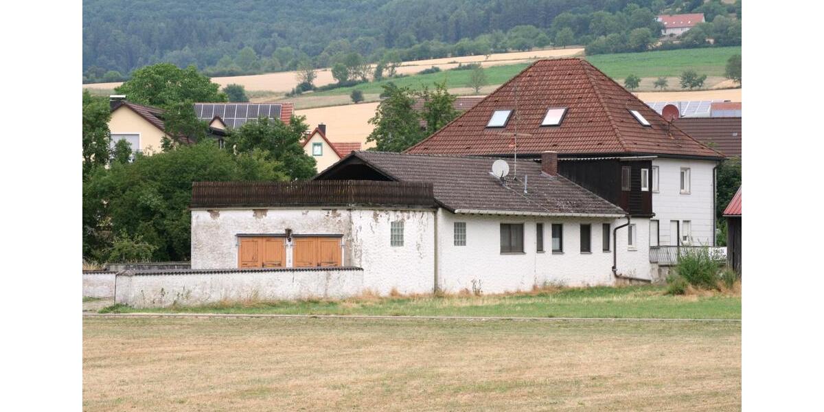Mehrfamilienhaus, Wohnhaus Gerolfingen - 10 Zimmer, 300 m&sup2;, 215.000&euro; | Angebot:27050056