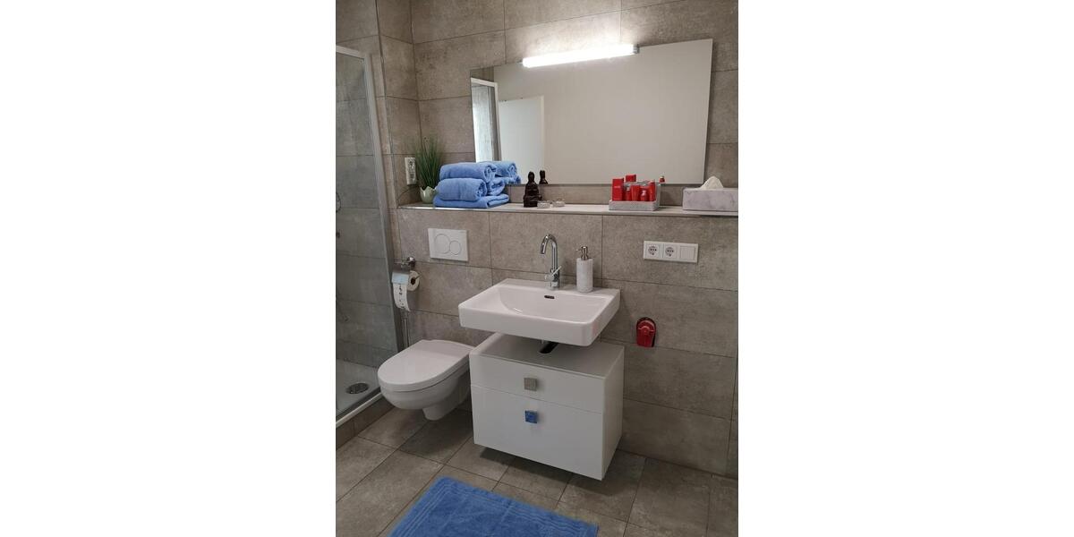 Etagenwohnung Neubiberg - 2 Zimmer, 45 m&sup2;, 1.800&euro; | Angebot:25636528