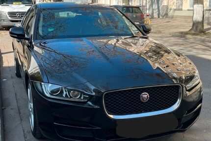 Jaguar XE 185.000 km 12.400 &euro; Daun 54550