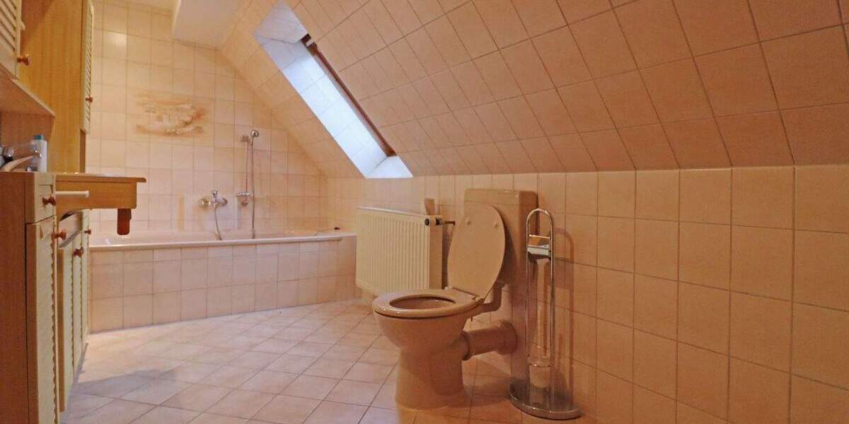 Gewerbeobjekt Bergen (Dumme) Bergen - 8 Zimmer, 180 m&sup2;, 255.000&euro; | Angebot:25687241