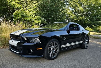 Ford Mustang 61.000 km 74.900 &euro; Porta Westfalica 32457