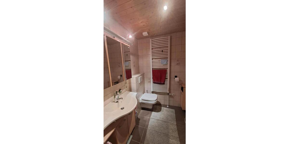 Erdgeschoßwohnung Ayl - 5 Zimmer, 130 m&sup2;, 850&euro; | Angebot:26359617