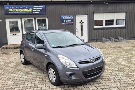 Hyundai i20 198.000 km 1.999 € Voltlage 49599
