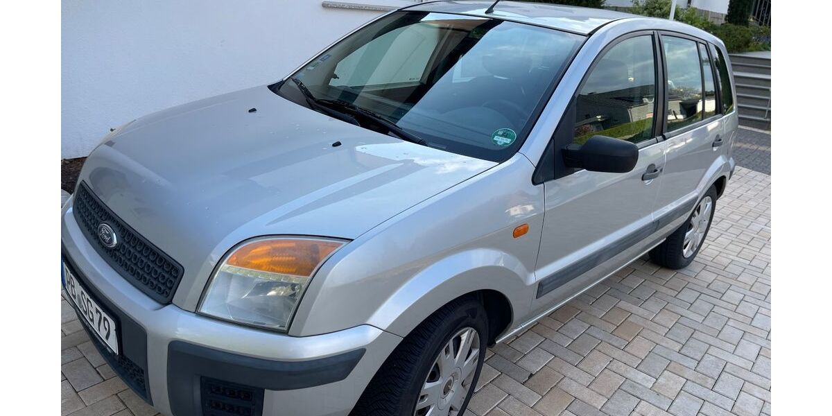 Ford Fusion 140.000 km 3.650 € Büren 33142