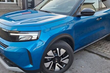 Opel Frontera 4.603 km 25.444 &euro; Lippetal 59510