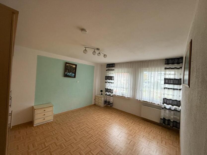 Erdgeschoss Wohnung 68m2 von privat zimmer