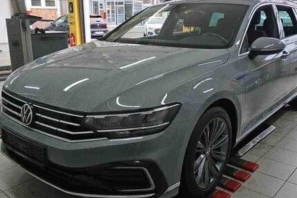 VW Passat 101.837 km 21.990 &euro; Bremerhaven 27568