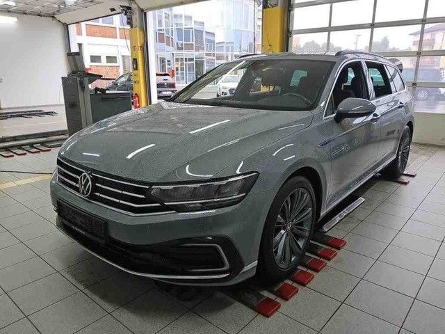VW Passat 101.837 km 21.990 &euro; Bremerhaven 27568
