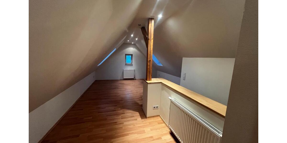 Großzügige 4Zimmer-Maisonettewohnung mit Balkon und Einbauküche 4 zimmer