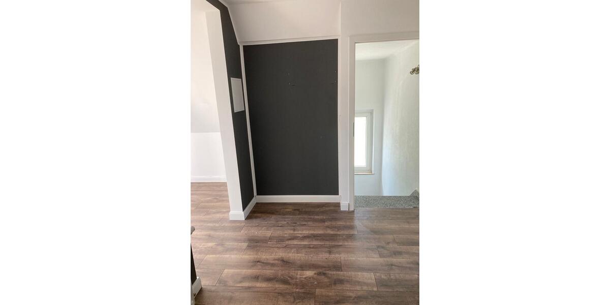 Dachgeschoßwohnung Ahlen - 3 Zimmer, 54 m&sup2;, 680&euro; | Angebot:26393527