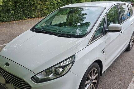 Ford S-Max 164.000 km 11.500 € München 81249