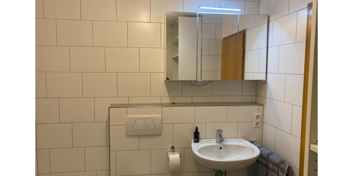 Hochparterre Brackenheim - 3.5 Zimmer, 75 m&sup2;, 900&euro; | Angebot:26374892