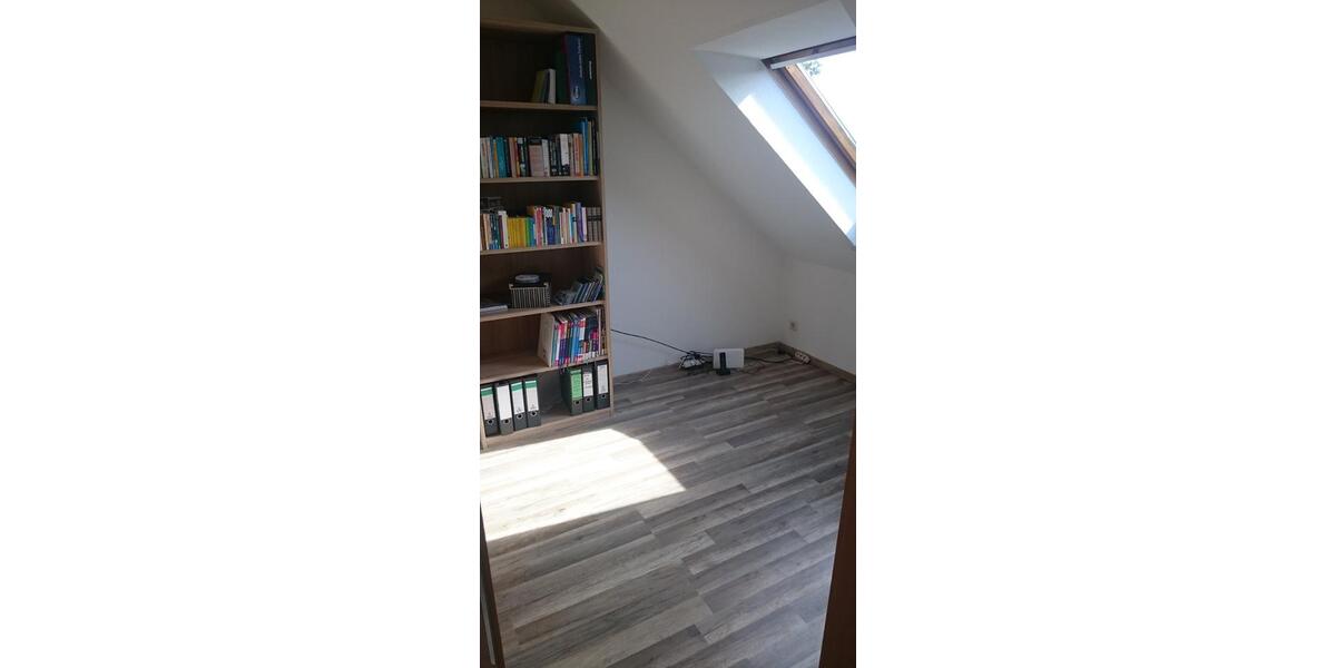 Dachgeschoßwohnung Oebisfelde-Weferlingen Weferlingen - 2.5 Zimmer, 61 m&sup2;, 120.000&euro; | Angebot:24646525