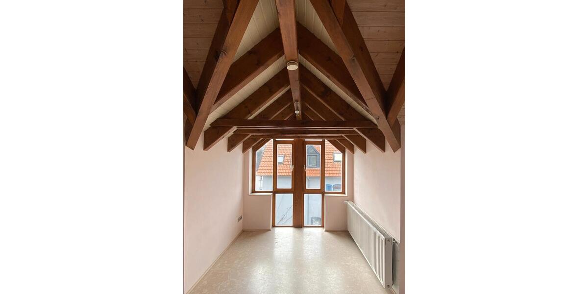 Einfamilienhaus Idstein - 3 Zimmer, 130 m&sup2;, 1.300&euro; | Angebot:26115613